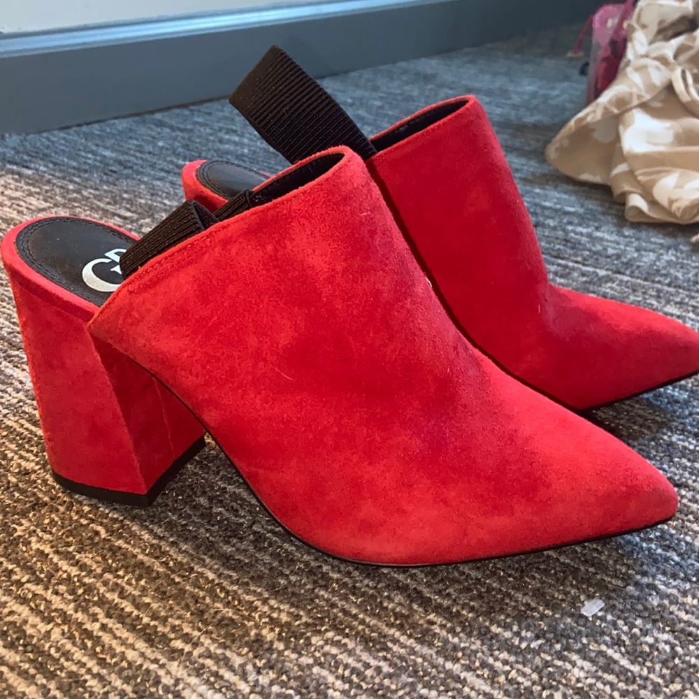 Gianni Bini booties!